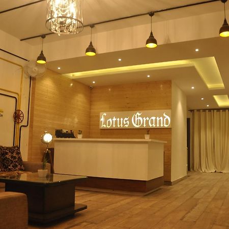 Lotus Grand Akm Ξενοδοχείο Kālka Εξωτερικό φωτογραφία